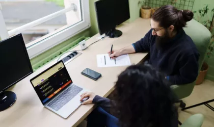 Photo d'un entretien utilisateur par Adeliom